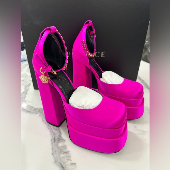 Versace Shoes - Versace Medusa Aevitas 125mm Satin Pumps